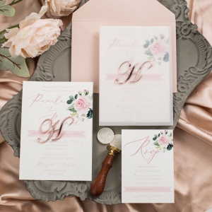 Set di Inviti con Tasca in Carta Vellum e Tag 3D color Oro Rosa WSNT007