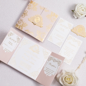 Lussuosa Busta per Invito di Nozze con Stampa in Lamina Oro ed Elegante Carta di Cotone WPFC2154